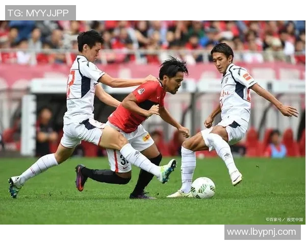 蔚山现代与尚城尚武的激烈对决展现足球魅力与战术智慧的巅峰较量